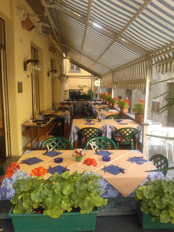 Albergo Vecchia Менаджо Екстериор снимка